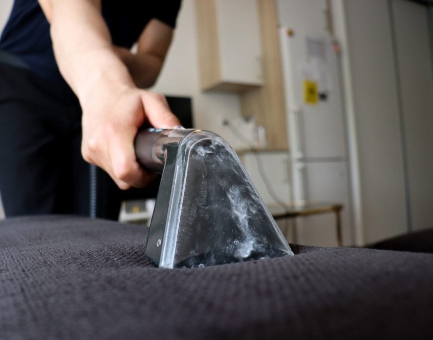 Samson IMG_8365 Rengöra möbler med textiltvätt